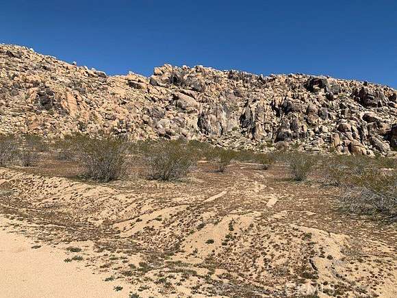 2.62 Acres of Residential Land for Sale in Apple Valley, California
