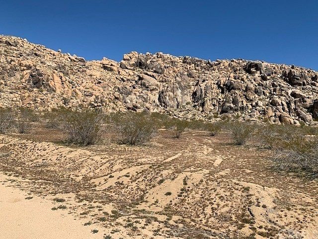 8.9 Acres of Residential Land for Sale in Apple Valley, California