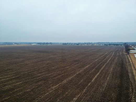 80 Acres of Agricultural Land for Sale in Harvard, Illinois