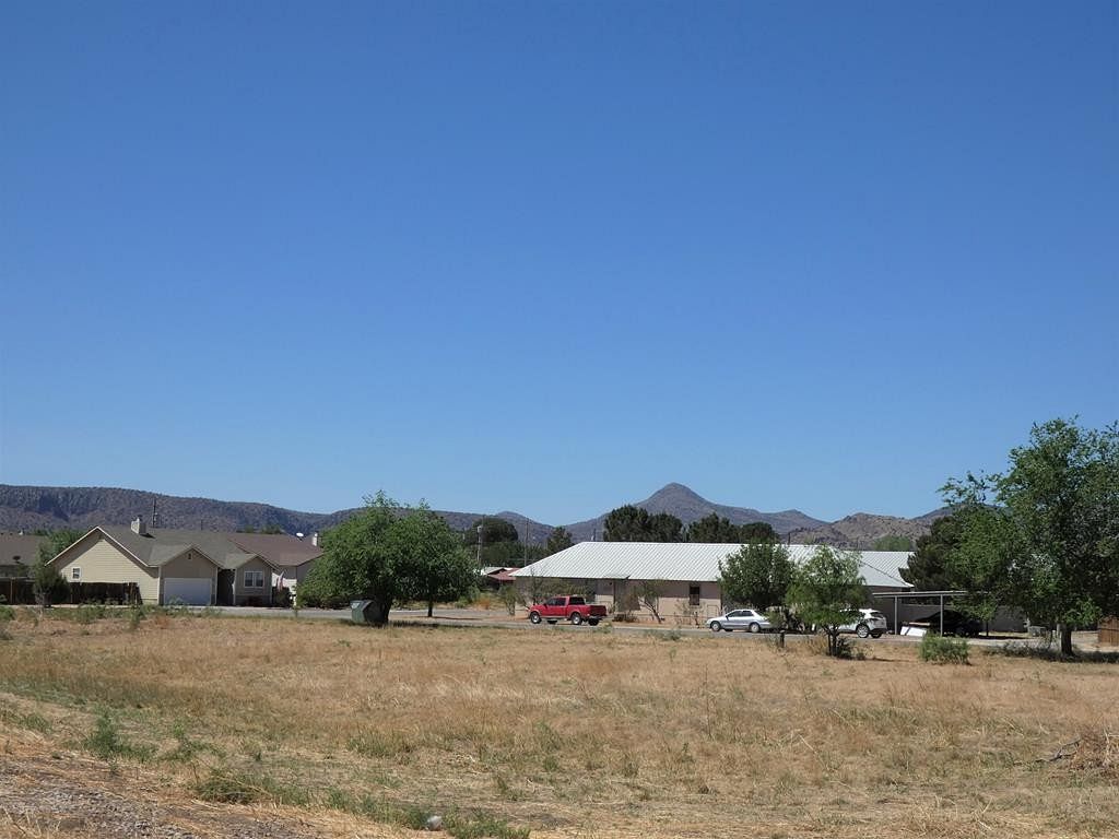 0.6 Acres of Land for Sale in Alpine, Texas