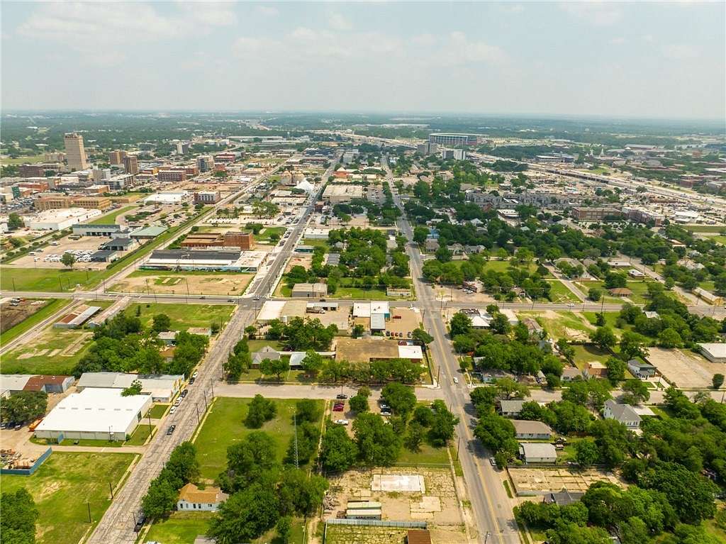0.38 Acres of Commercial Land for Sale in Waco, Texas