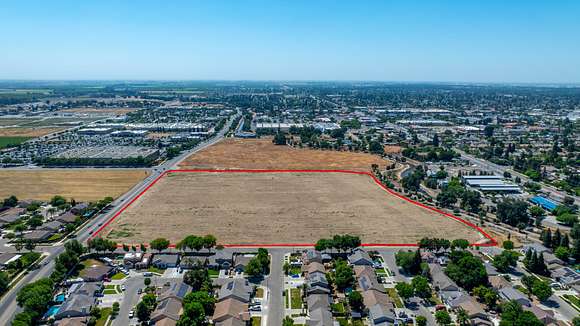 18.41 Acres of Mixed-Use Land for Sale in Visalia, California
