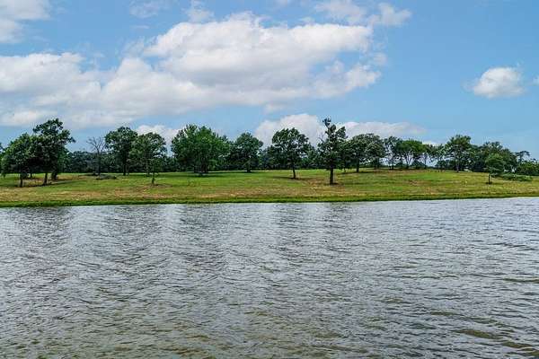 1.32 Acres of Residential Land for Sale in Emory, Texas