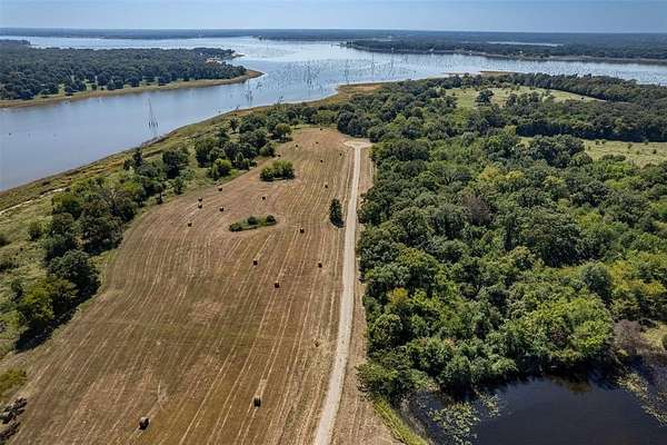 1.32 Acres of Residential Land for Sale in Emory, Texas