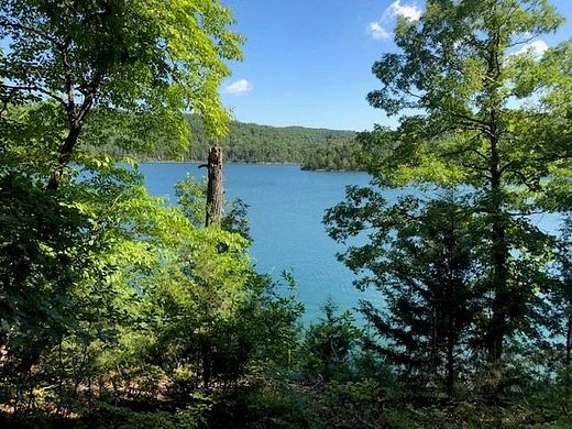 0.83 Acres of Residential Land for Sale in Eureka Springs, Arkansas