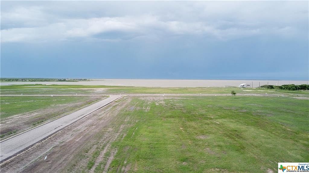 1.2 Acres of Residential Land for Sale in Port Lavaca, Texas