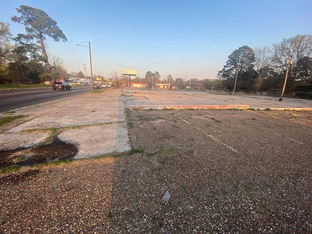 0.99 Acres of Commercial Land for Sale in Shreveport, Louisiana