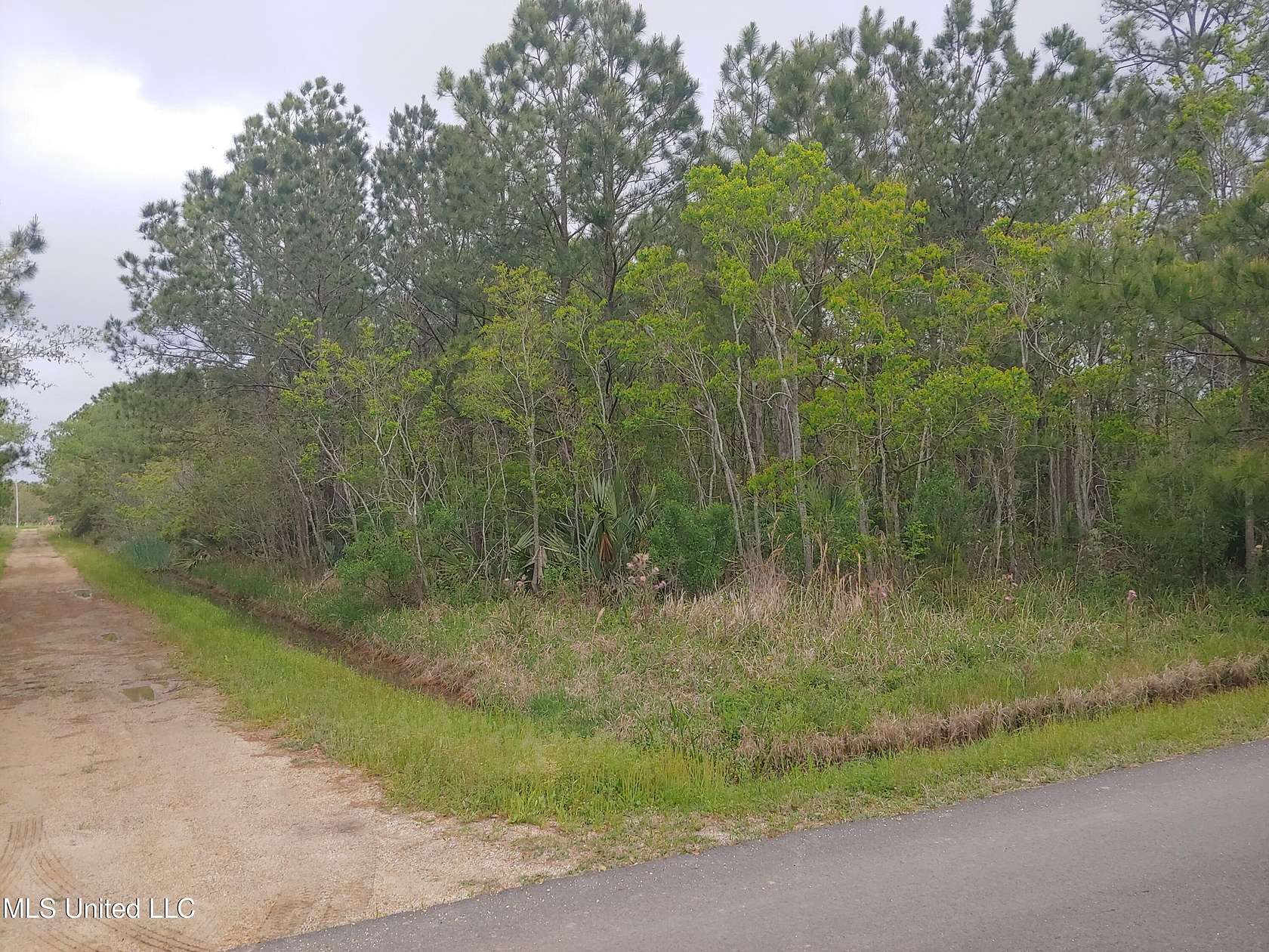 0.11 Acres of Residential Land for Sale in Bay St. Louis, Mississippi