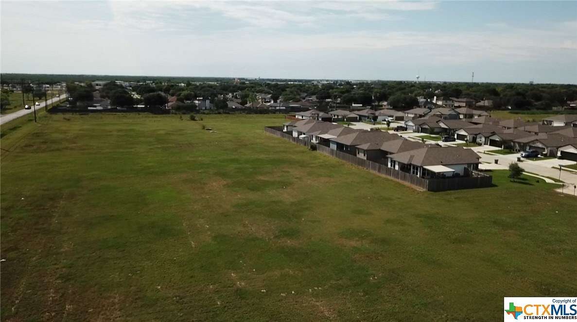 4.72 Acres of Mixed-Use Land for Sale in Victoria, Texas