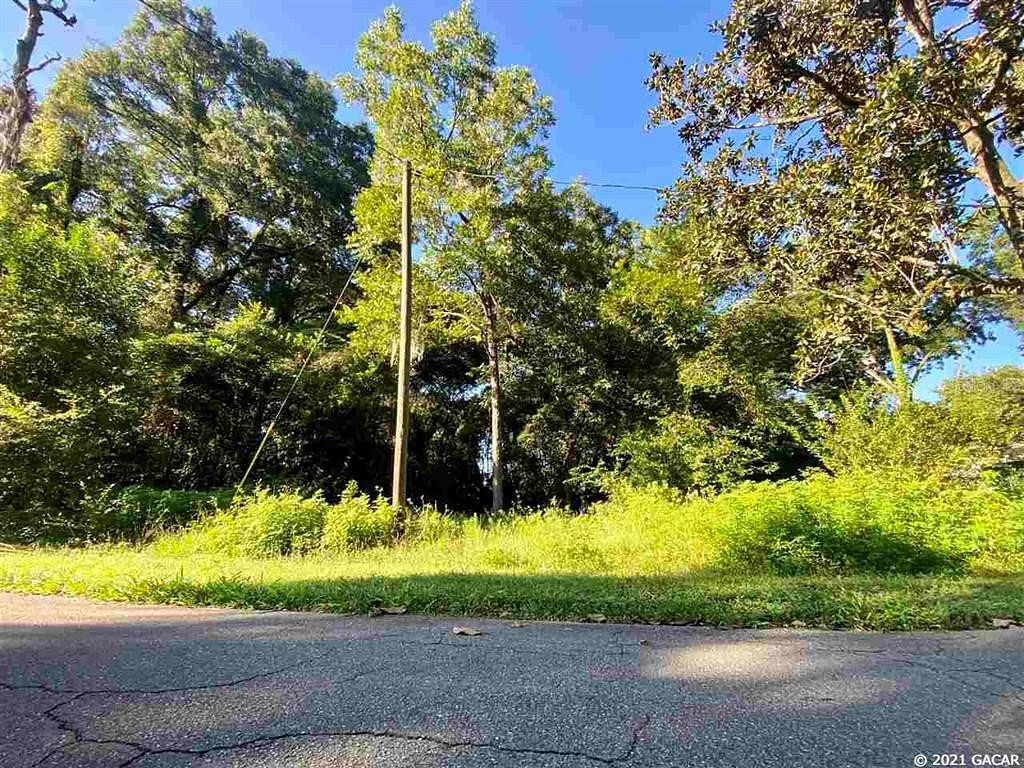 0.92 Acres of Residential Land for Sale in High Springs, Florida