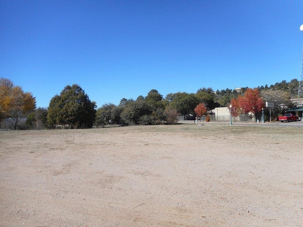 0.75 Acres of Commercial Land for Sale in Payson, Arizona