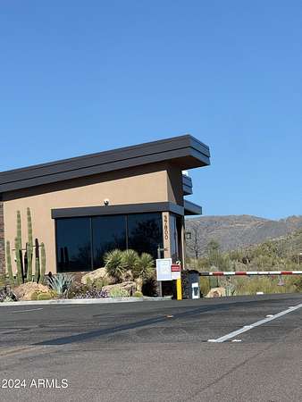 5 Acres of Residential Land for Sale in Scottsdale, Arizona