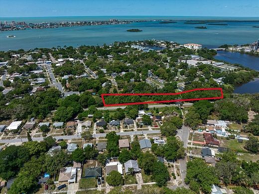 1.2 Acres of Residential Land for Sale in Clearwater, Florida