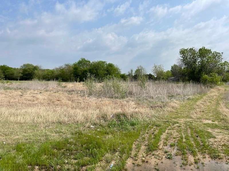 20 Acres of Land for Sale in China Springs, Texas