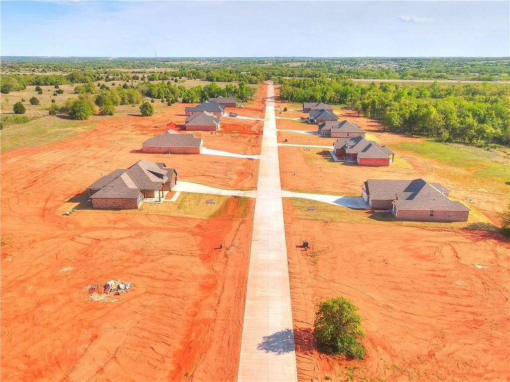 1.272 Acres of Residential Land for Sale in Blanchard, Oklahoma