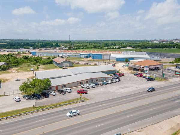 9.62 Acres of Improved Mixed-Use Land for Sale in Stephenville, Texas