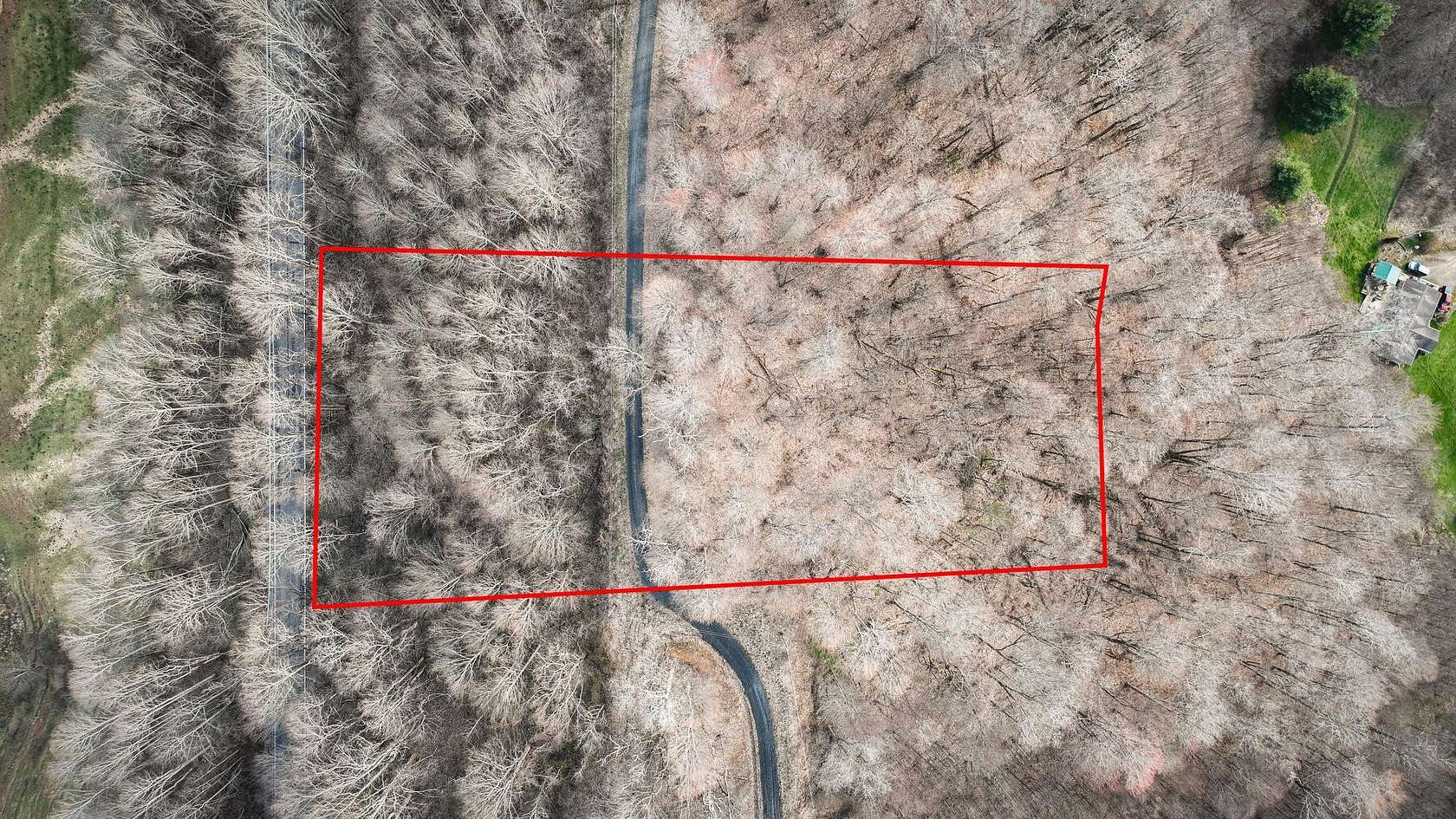 2.77 Acres of Residential Land for Sale in Roan Mountain, Tennessee