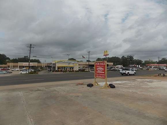 0.299 Acres of Commercial Land for Sale in Jasper, Texas