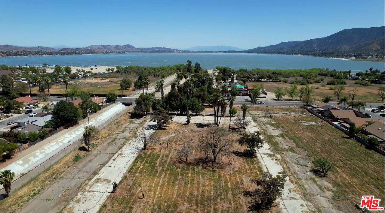 5 Acres of Mixed-Use Land for Sale in Lake Elsinore, California