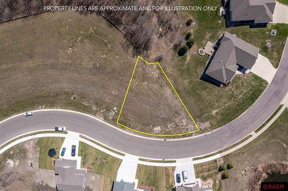 0.34 Acres of Residential Land for Sale in North Mankato, Minnesota