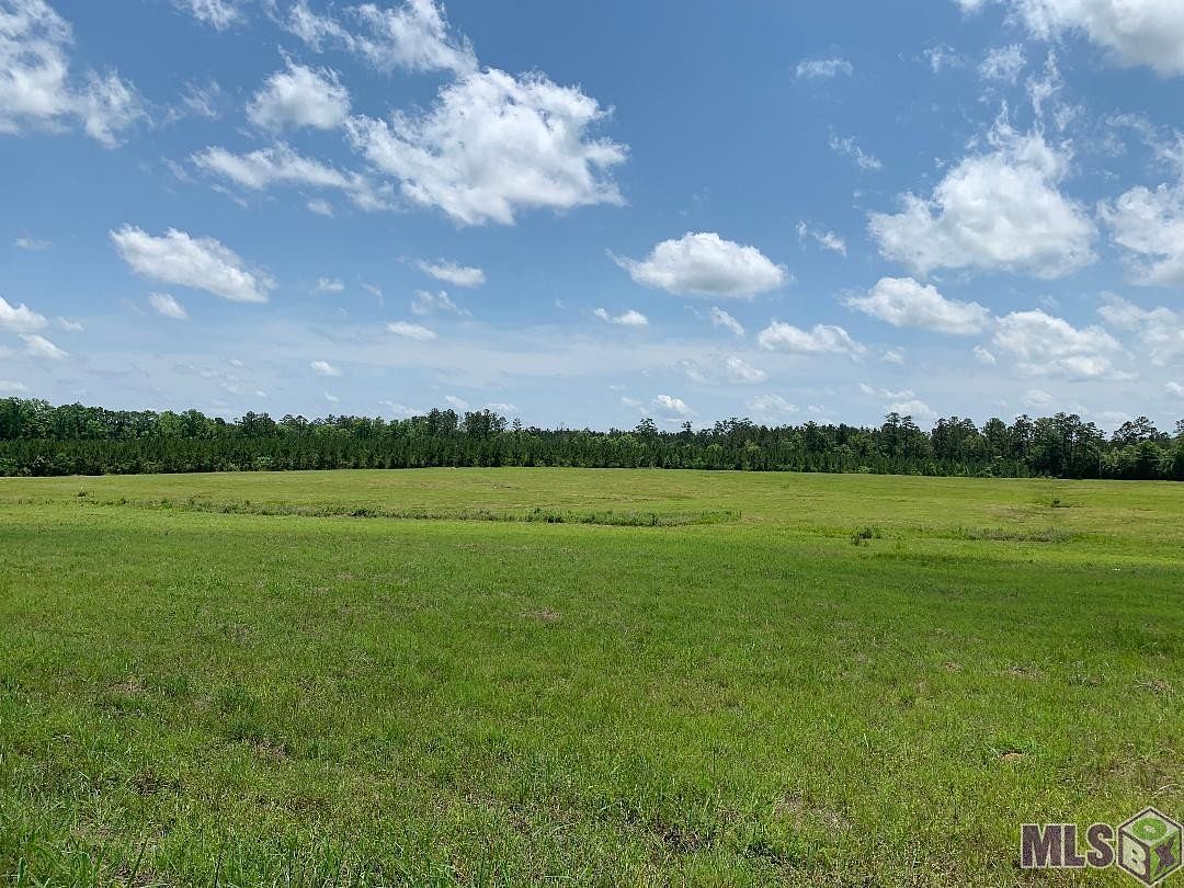 1.5 Acres of Residential Land for Sale in Clinton, Louisiana