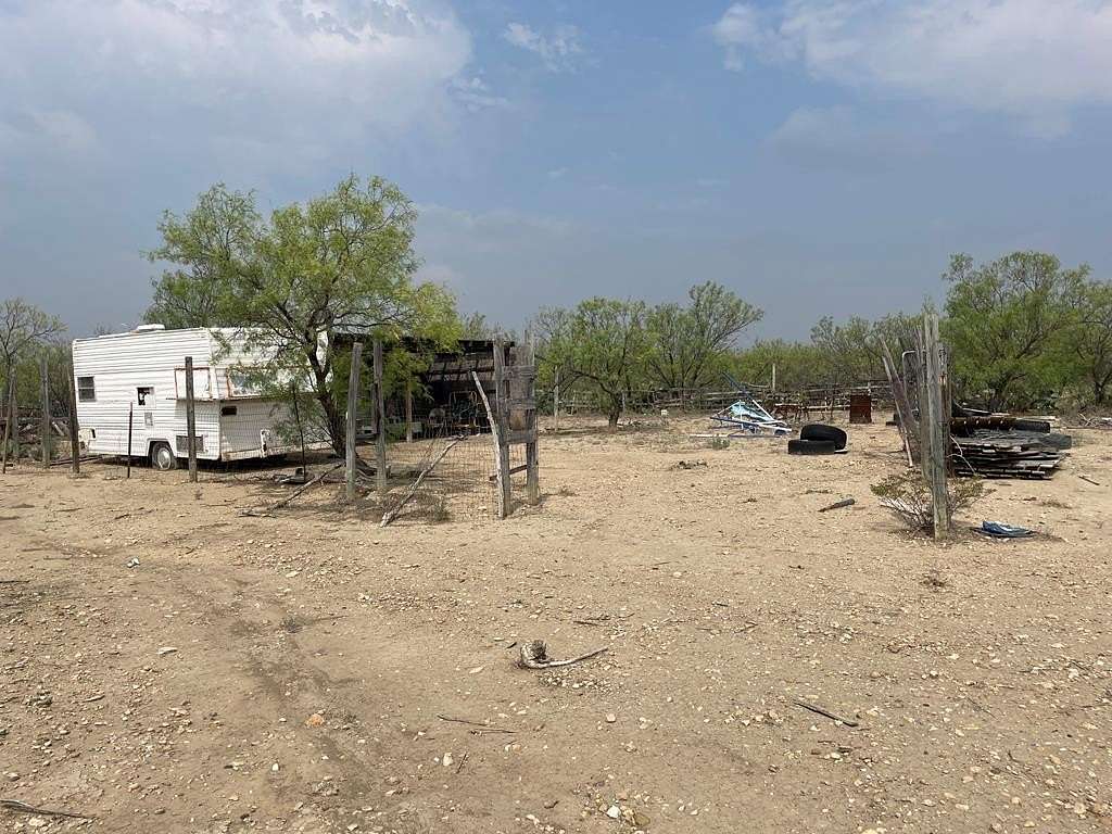 25.1 Acres of Land for Sale in El Indio, Texas