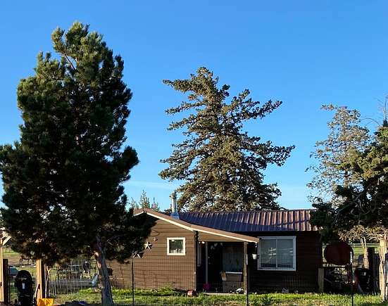 25 Acres of Land for Sale in Redmond, Oregon
