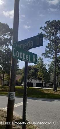 1.1 Acres of Residential Land for Sale in Spring Hill, Florida