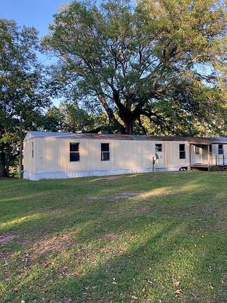 6 Acres of Residential Land with Home for Sale in Barney, Georgia