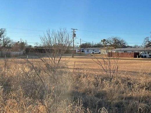 1.39 Acres of Land for Sale in Mineral Wells, Texas