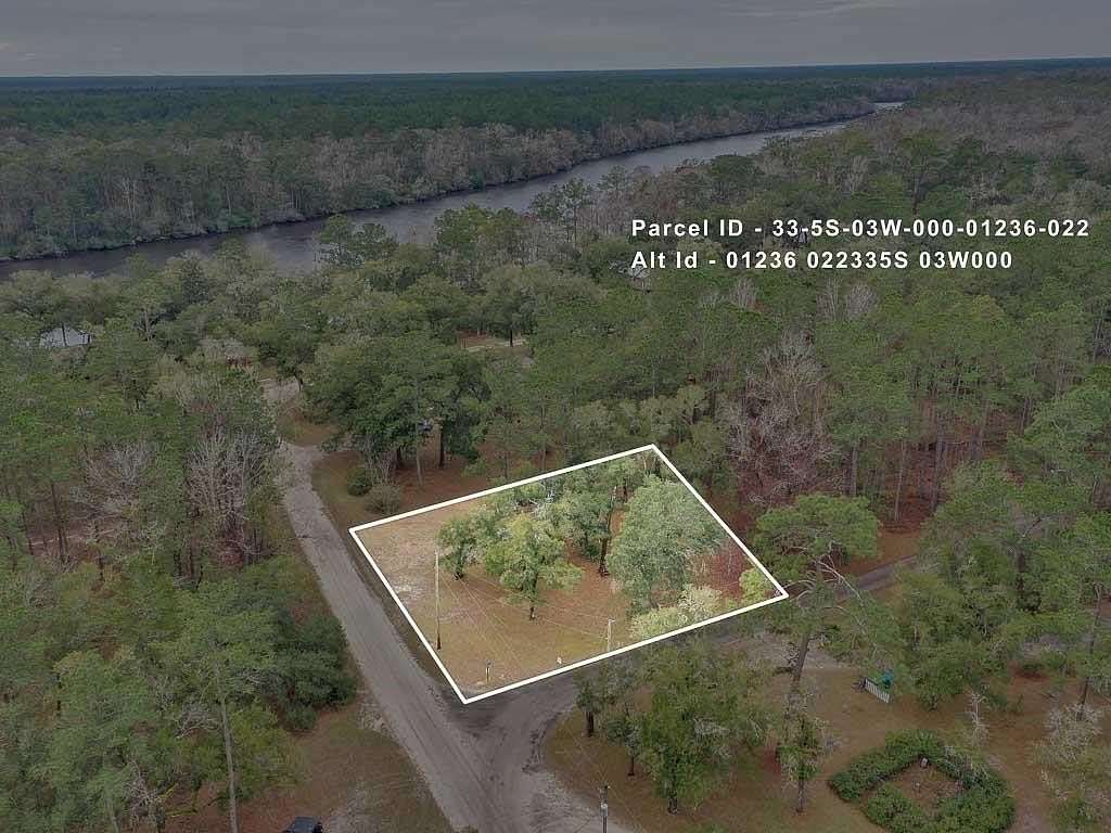 0.57 Acres of Residential Land for Sale in Sopchoppy, Florida