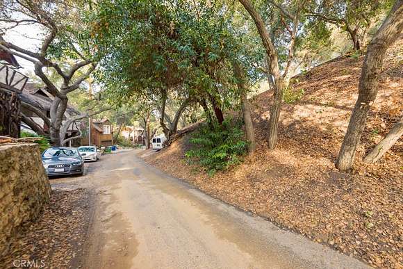 0.13 Acres of Residential Land for Sale in Woodland Hills, California