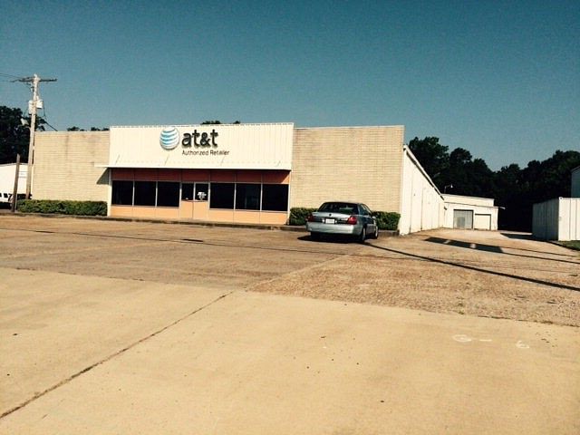 2.4 Acres of Commercial Land for Sale in Natchez, Mississippi