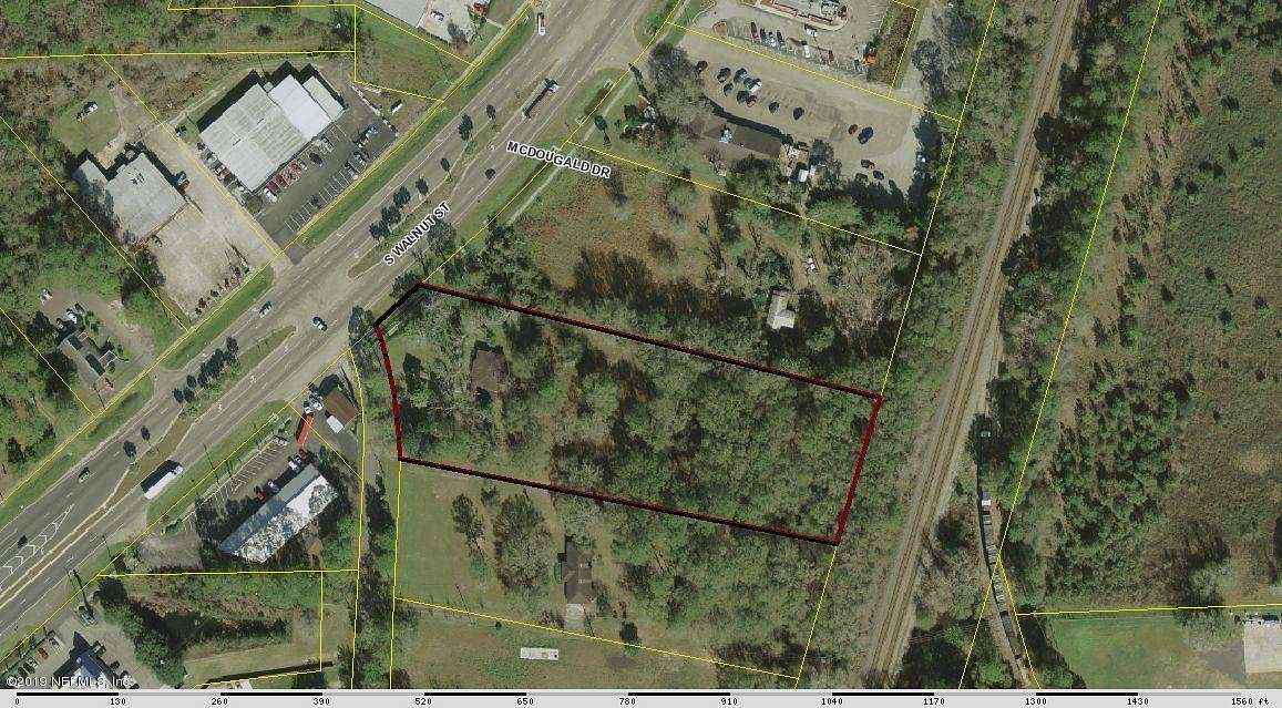 2.2 Acres of Improved Commercial Land for Sale in Starke, Florida
