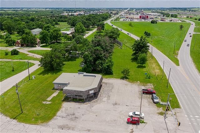 2.2 Acres of Improved Commercial Land for Sale in Ottawa, Kansas