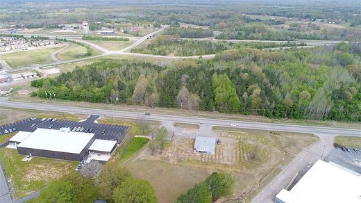 2.8 Acres of Improved Commercial Land for Sale in Beebe, Arkansas