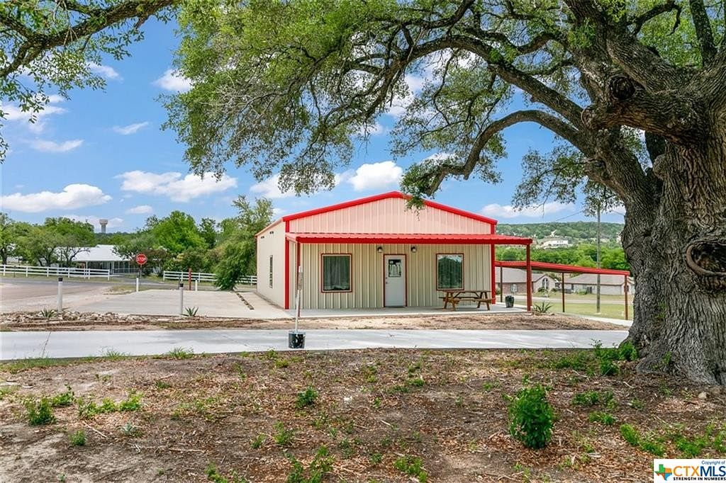 2.3 Acres of Improved Mixed-Use Land for Sale in Copperas Cove, Texas