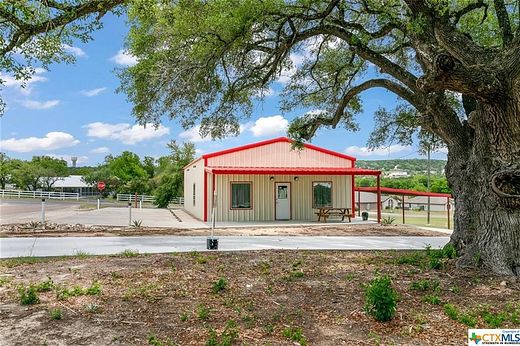 2.3 Acres of Improved Mixed-Use Land for Sale in Copperas Cove, Texas
