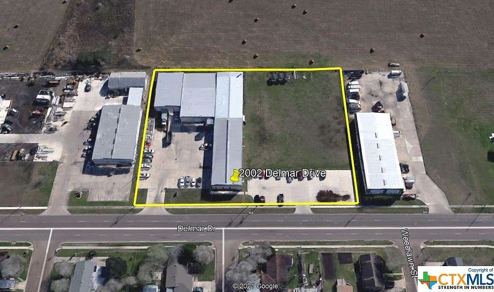 2.6 Acres of Improved Commercial Land for Sale in Victoria, Texas