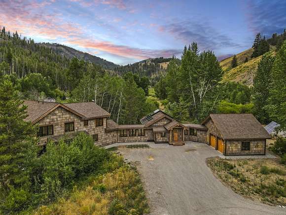 2.1 Acres of Residential Land with Home for Sale in Ketchum, Idaho