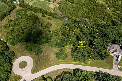 0.88 Acres of Residential Land for Sale in Sheridan, Illinois