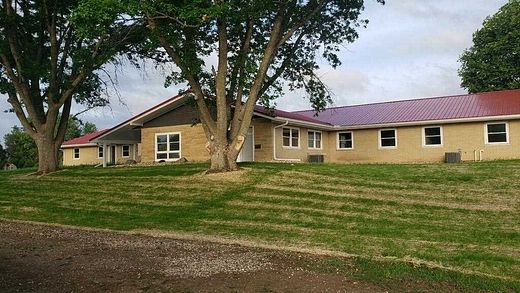 2.46 Acres of Residential Land with Home for Sale in Paullina, Iowa
