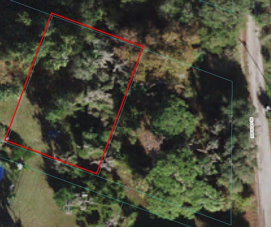 0.18 Acres of Residential Land for Sale in Weirsdale, Florida