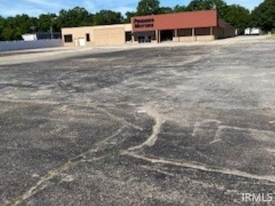3.7 Acres of Commercial Land for Sale in Elkhart, Indiana