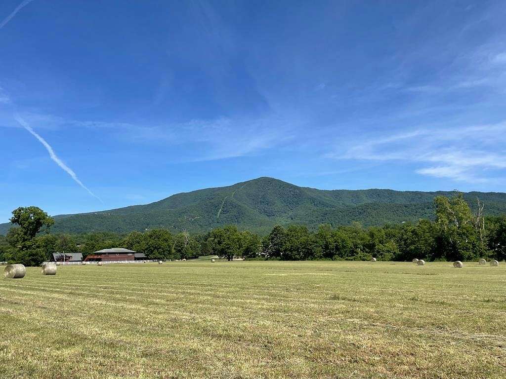 12.36 Acres of Commercial Land for Sale in Sevierville, Tennessee