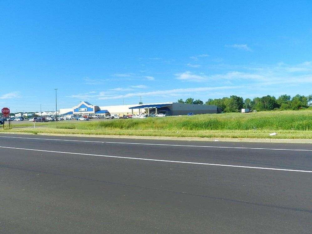 9.6 Acres of Commercial Land for Sale in Benton Harbor, Michigan