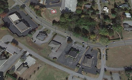 0.77 Acres of Mixed-Use Land for Sale in Athens, Tennessee