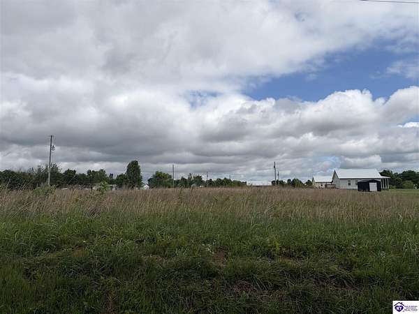 0.89 Acres of Residential Land for Sale in Leitchfield, Kentucky