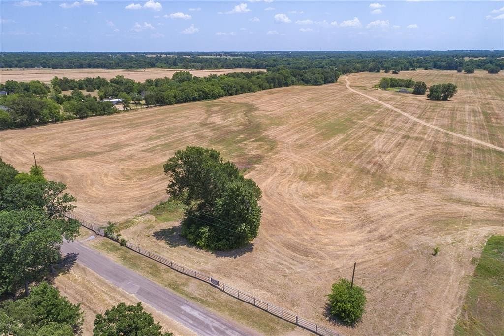 7 Acres of Land for Sale in Wills Point, Texas