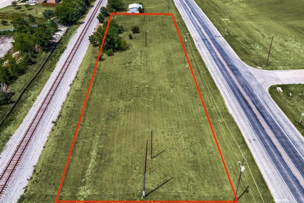 1 Acre of Commercial Land for Sale in Red Oak, Texas